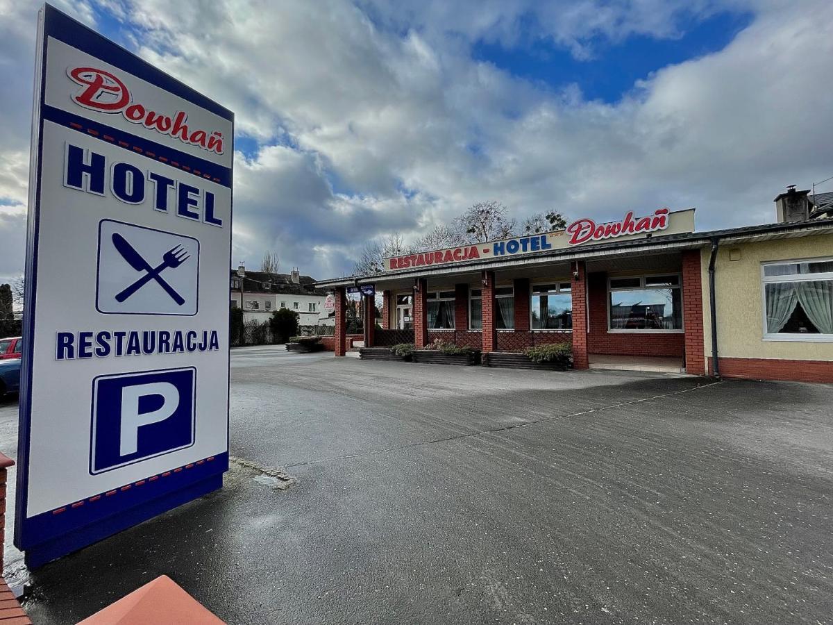 Hotel Dowhań Nowe Buitenkant foto